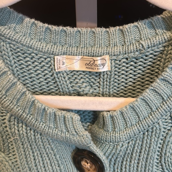 Old Navy sage long sleeve button down thick cable cardigan size M - Picture 2 of 3